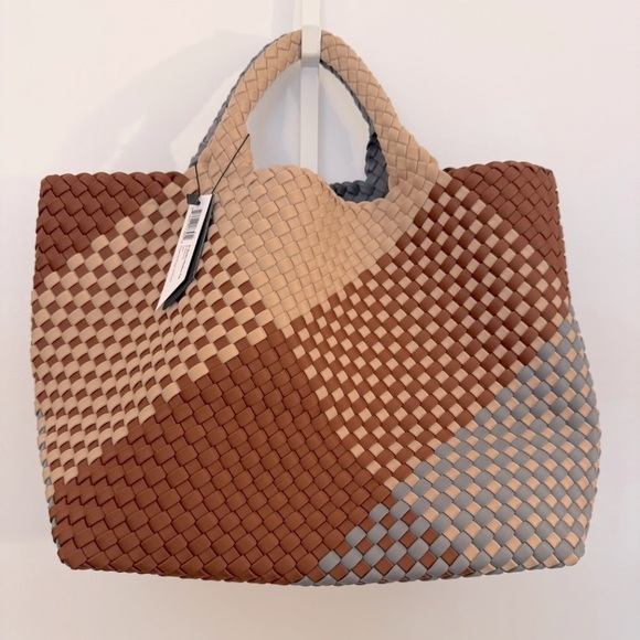 Naghedi St. Barths Medium Tote Graphic Geo (Taos) - Picture 3 of 13